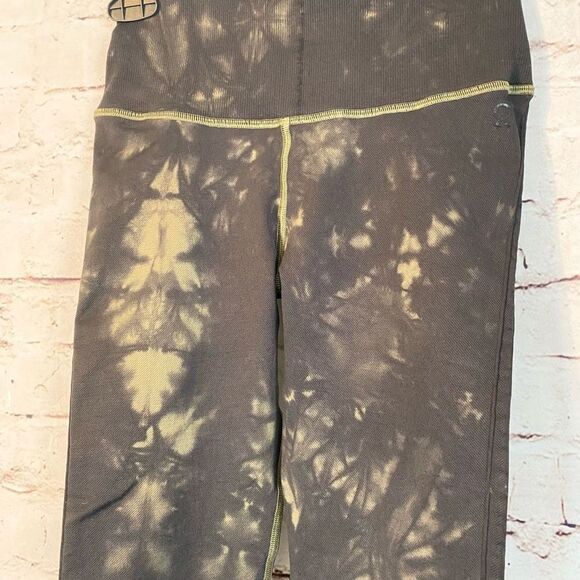 Good American Tie Dye Active Leggings Black Running Wort Out Size 00/0 - Picture 2 of 7